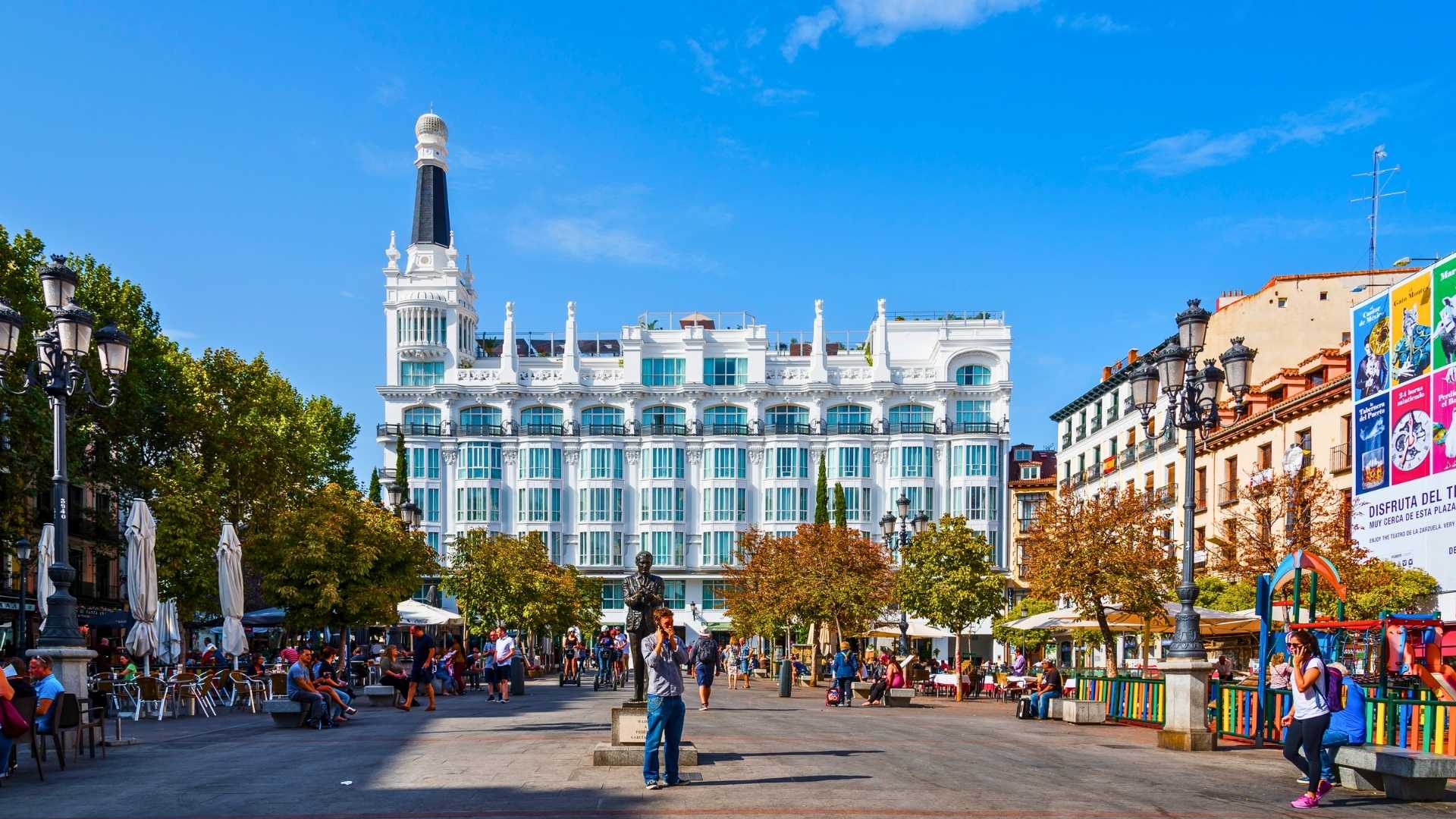 Starting point - Plaza de Santa Ana
