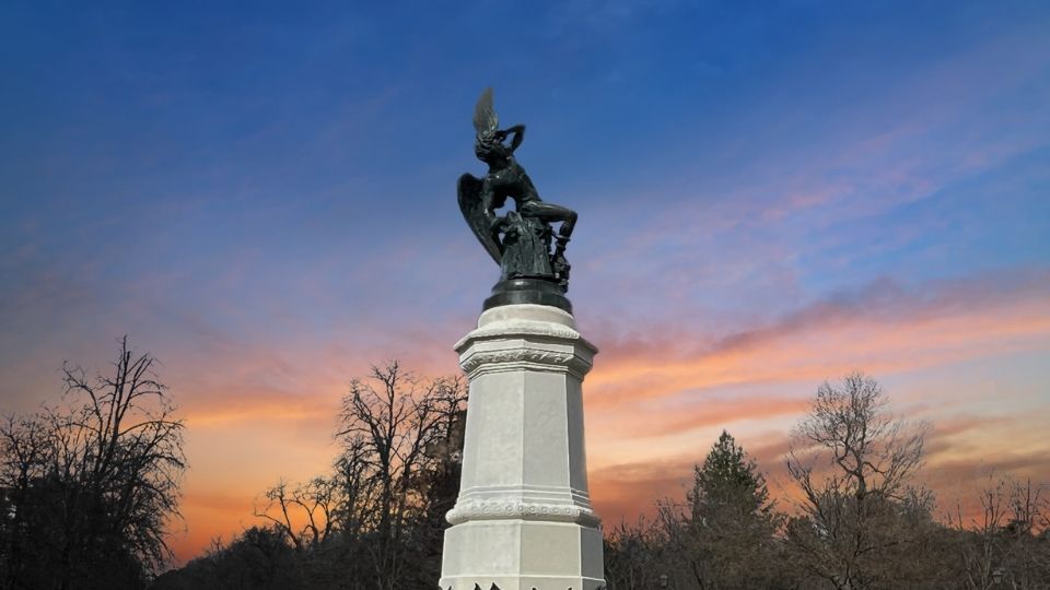 Fountain of the Fallen Angel