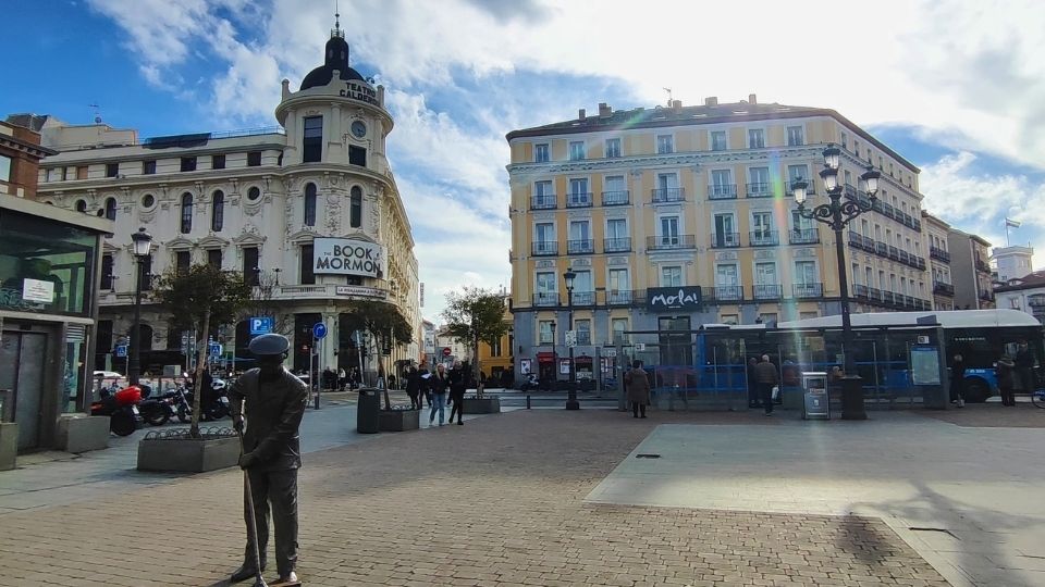 Jacinto Benavente Square