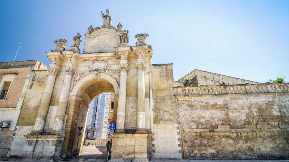 Porta Rudiae