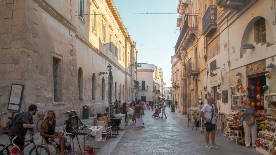 Via Giuseppe Libertini