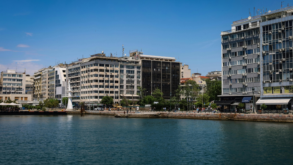 Paseo marítimo de Nikis