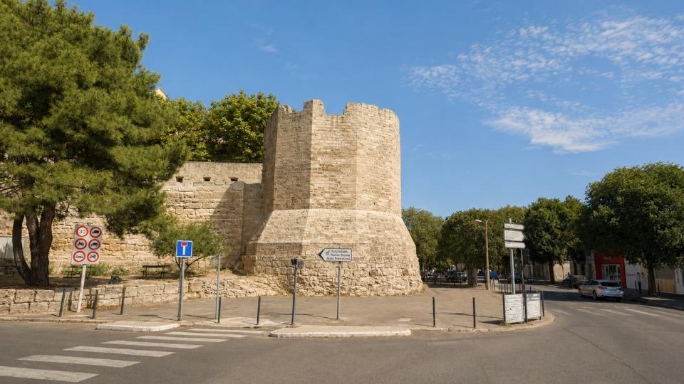 Tour des Mourgues