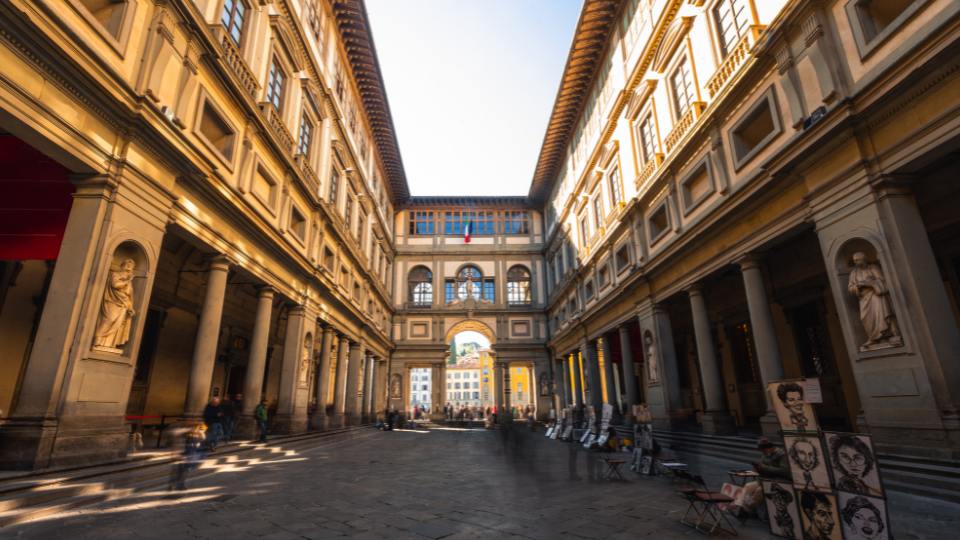 Piazzale degli Uffizi