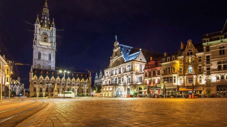 Plaza de San Bavón - Catedral