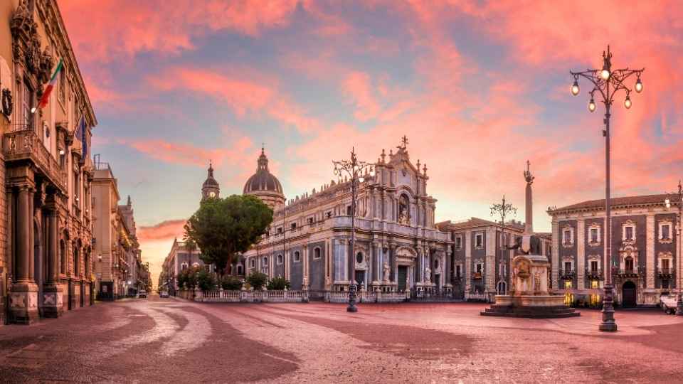 La Piazza Duomo et la cathédrale Sant'Agata