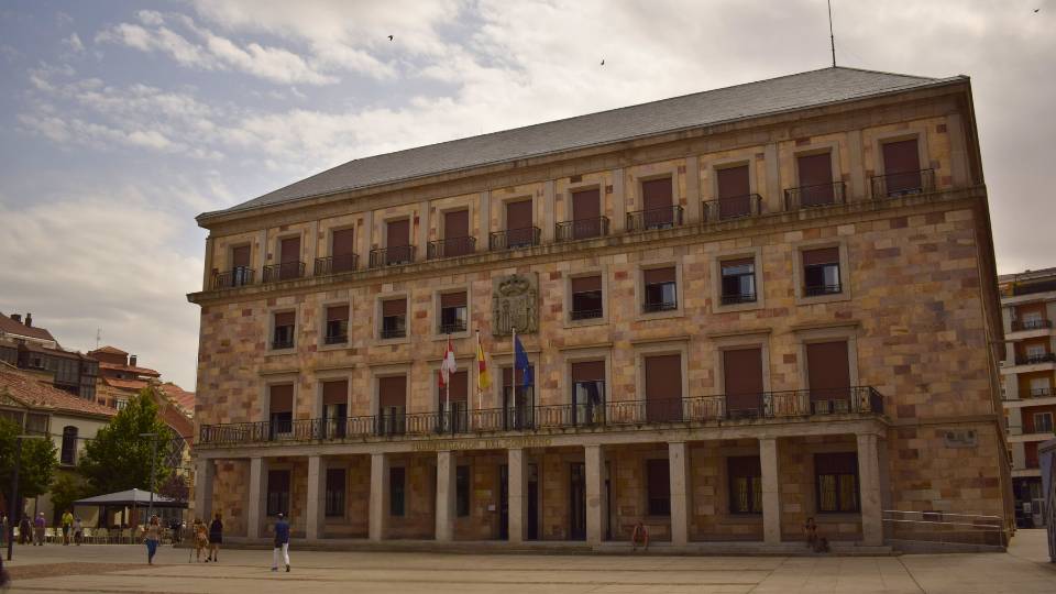 Place de la Constitution