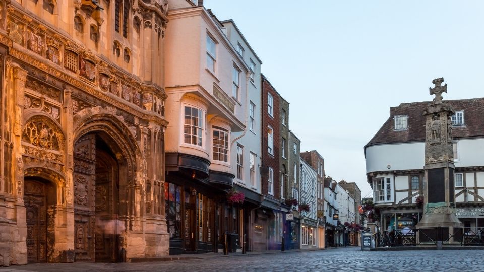Buttermarket y Christ Church Gate