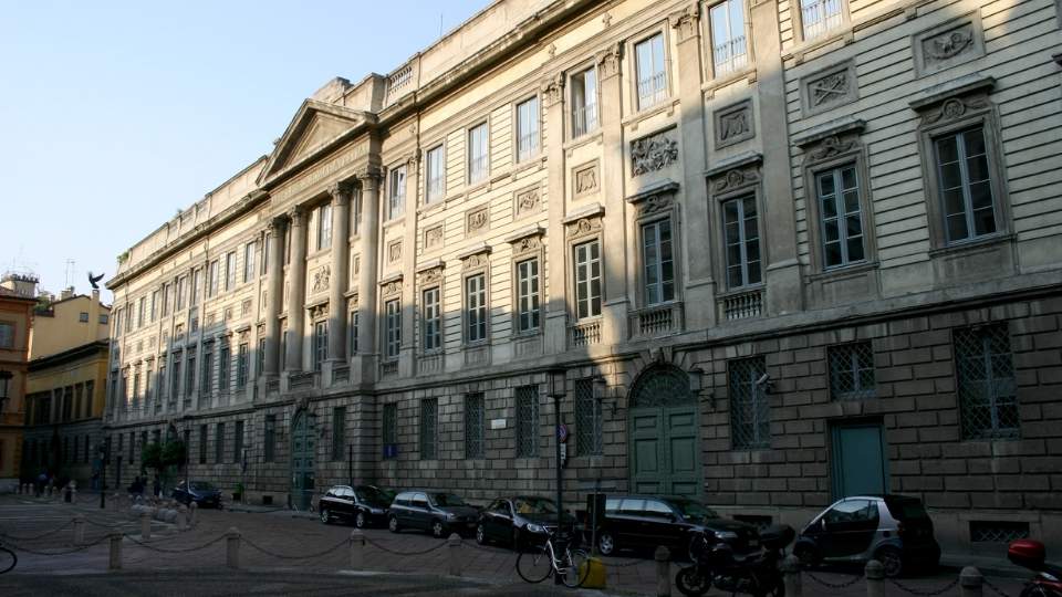 Plaza del Belgioioso