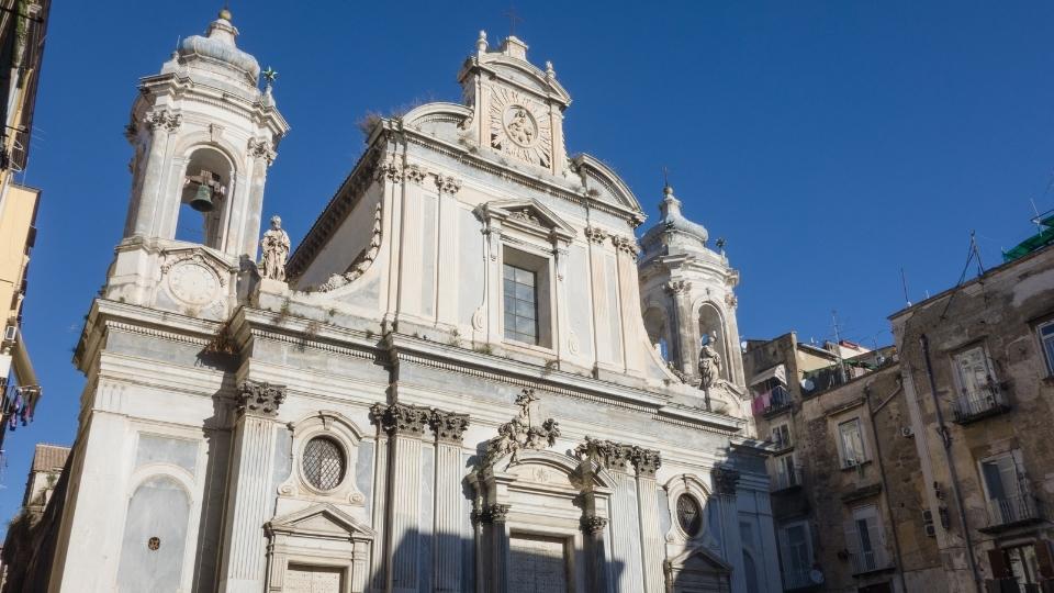 Piazza dei Girolamini