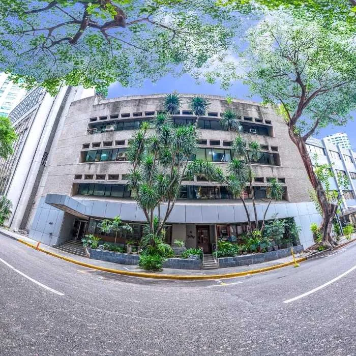 Erlag Building