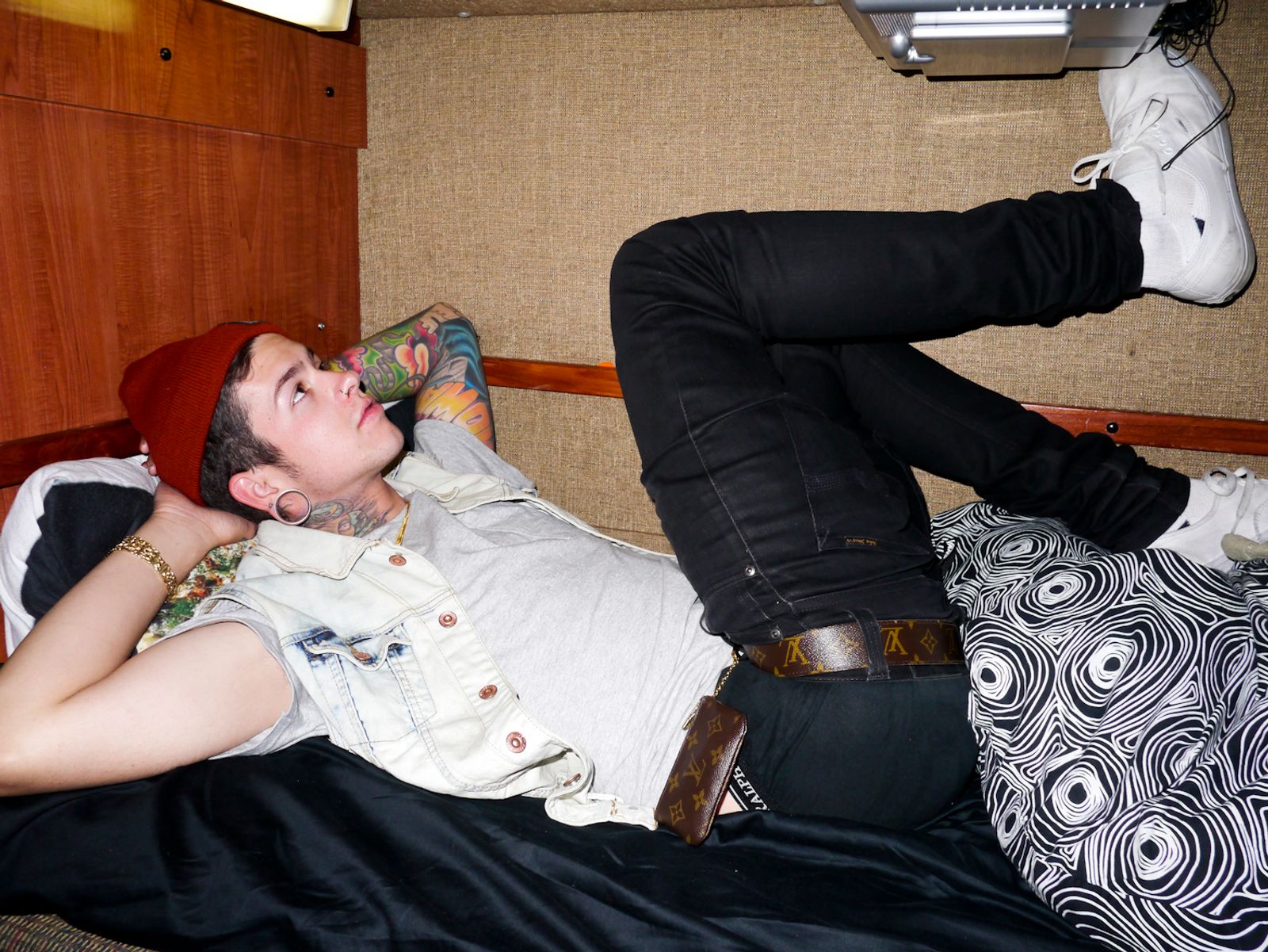 T Mills-Tour Bus Bunk Bed Series