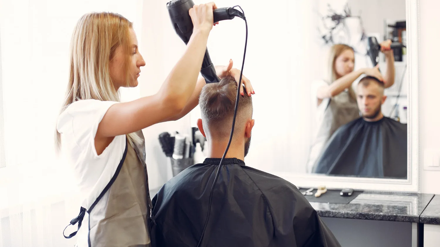 Fade realizado en peluquería moderna en Madrid | RO'S PELUQUEROS
