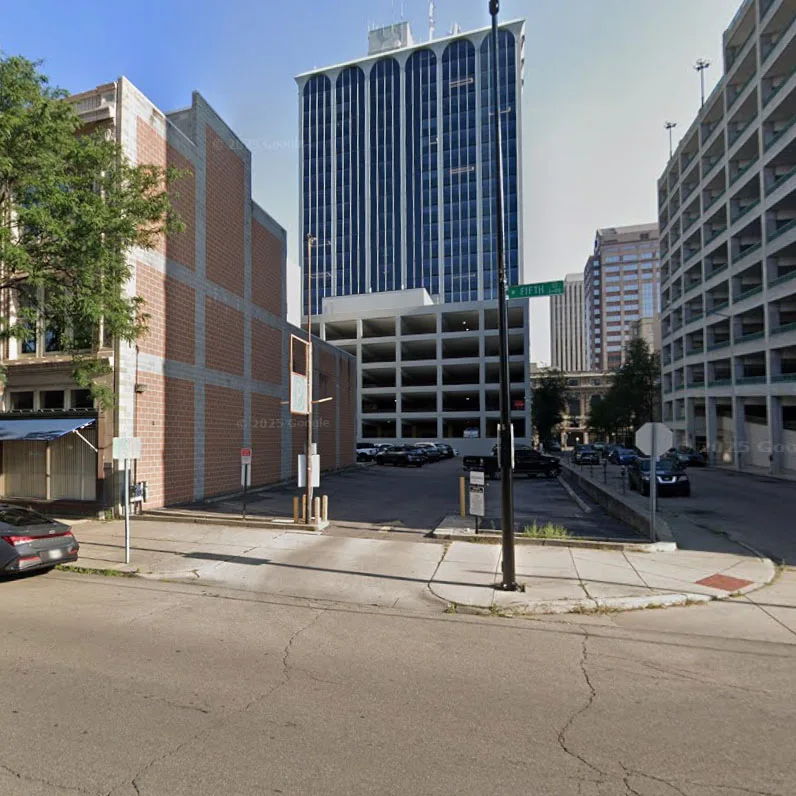 19 W. Fifth St. Lot