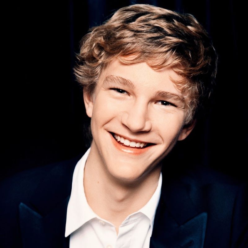 photo of Jan Lisiecki