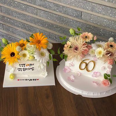 레오나렌 생화롤케이크 이미지