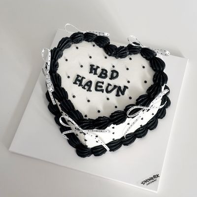 도트 리본 하트 이미지