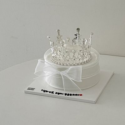 티아라케이크 이미지