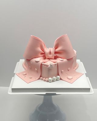 하트 슈가 리본케이크 이미지