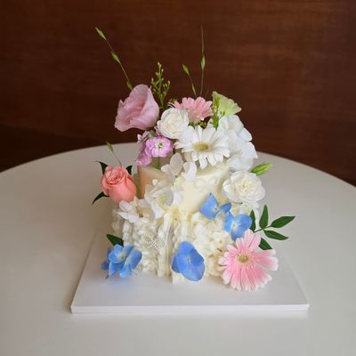 생화 2단 케이크 이미지