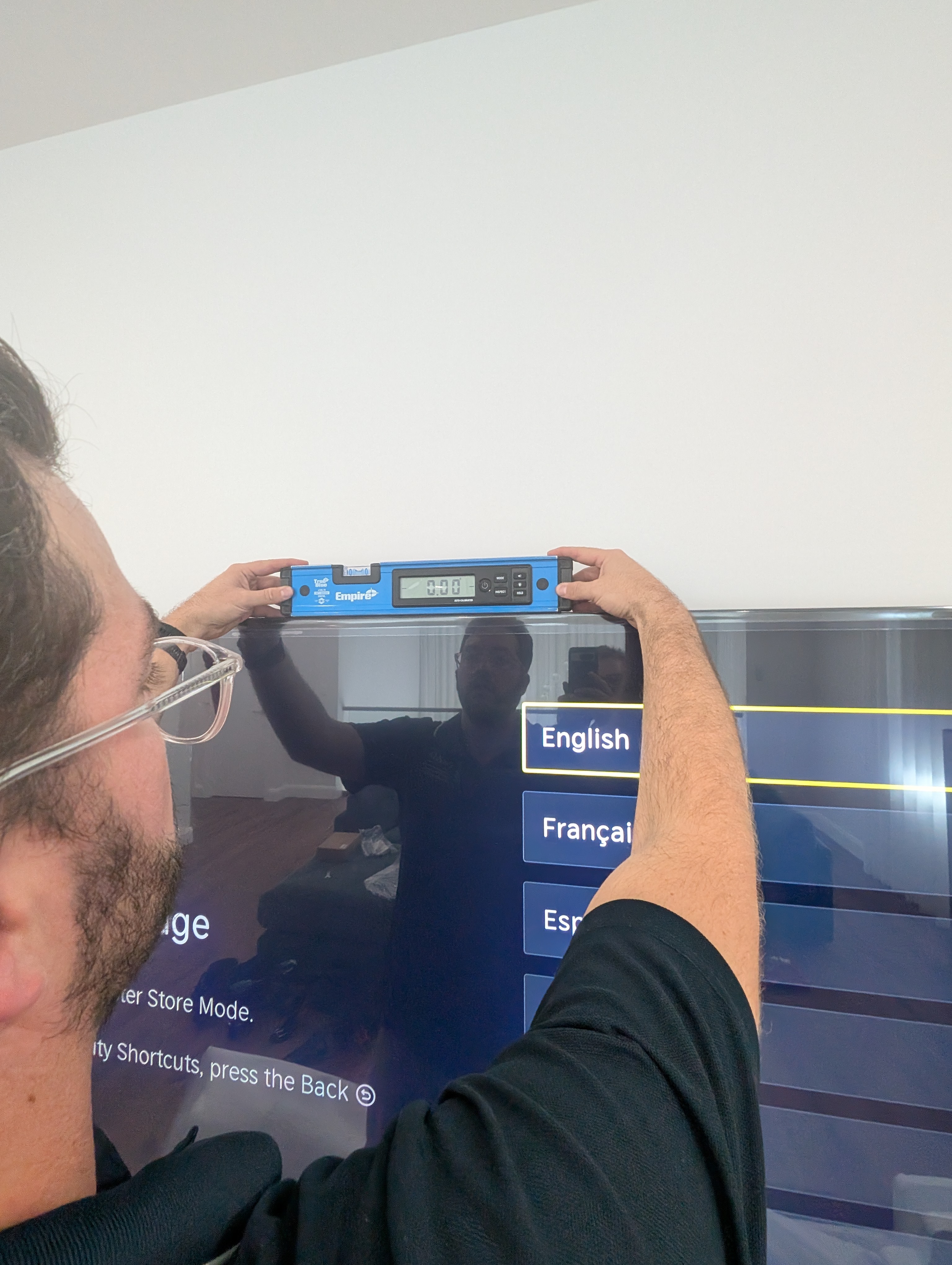 Heavy-Duty 85-Inch TV Wall Mounting in Chambers Flat: Tilting Bracket & Hidden Cables — Dead Level TV Installation, Chambers Flat