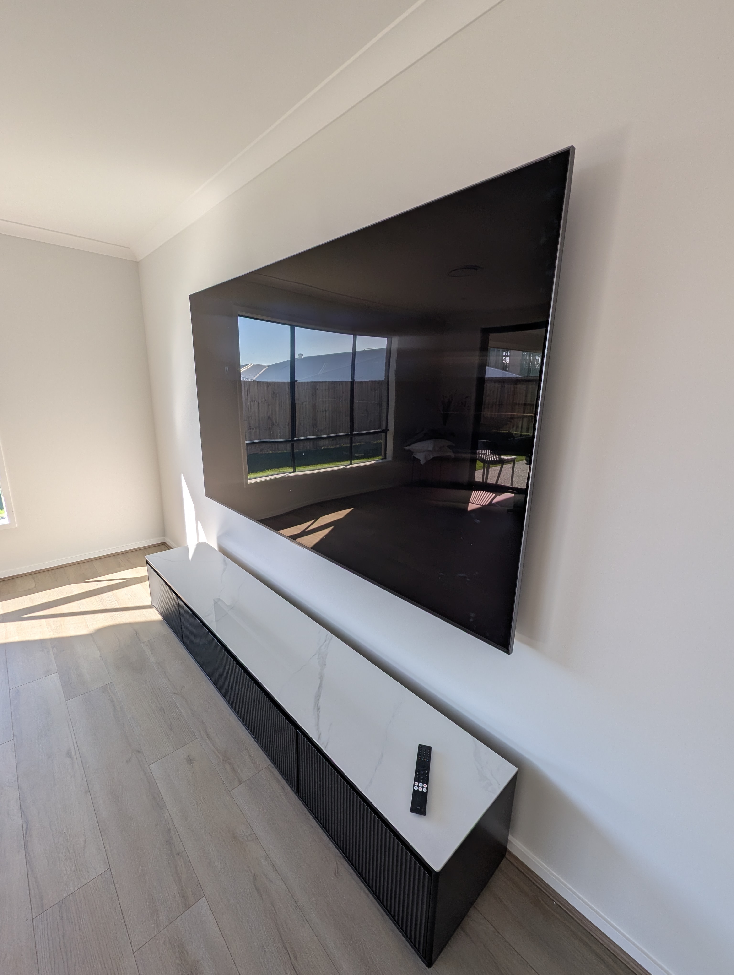 Seamless TV Mounting in Augustine Heights: A Brisbane Success Story — Dead Level TV Installation, Augustine Heights