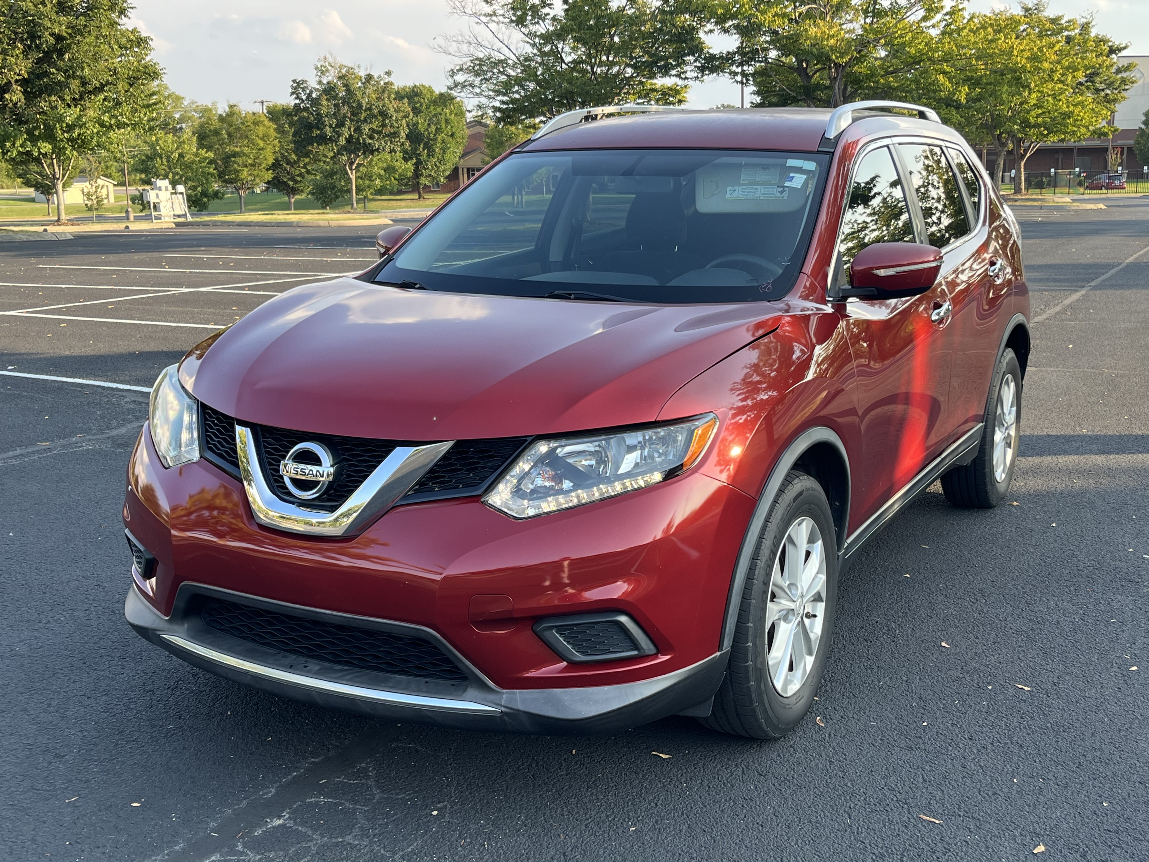 Dealer-provided photo of Nissan Rogue