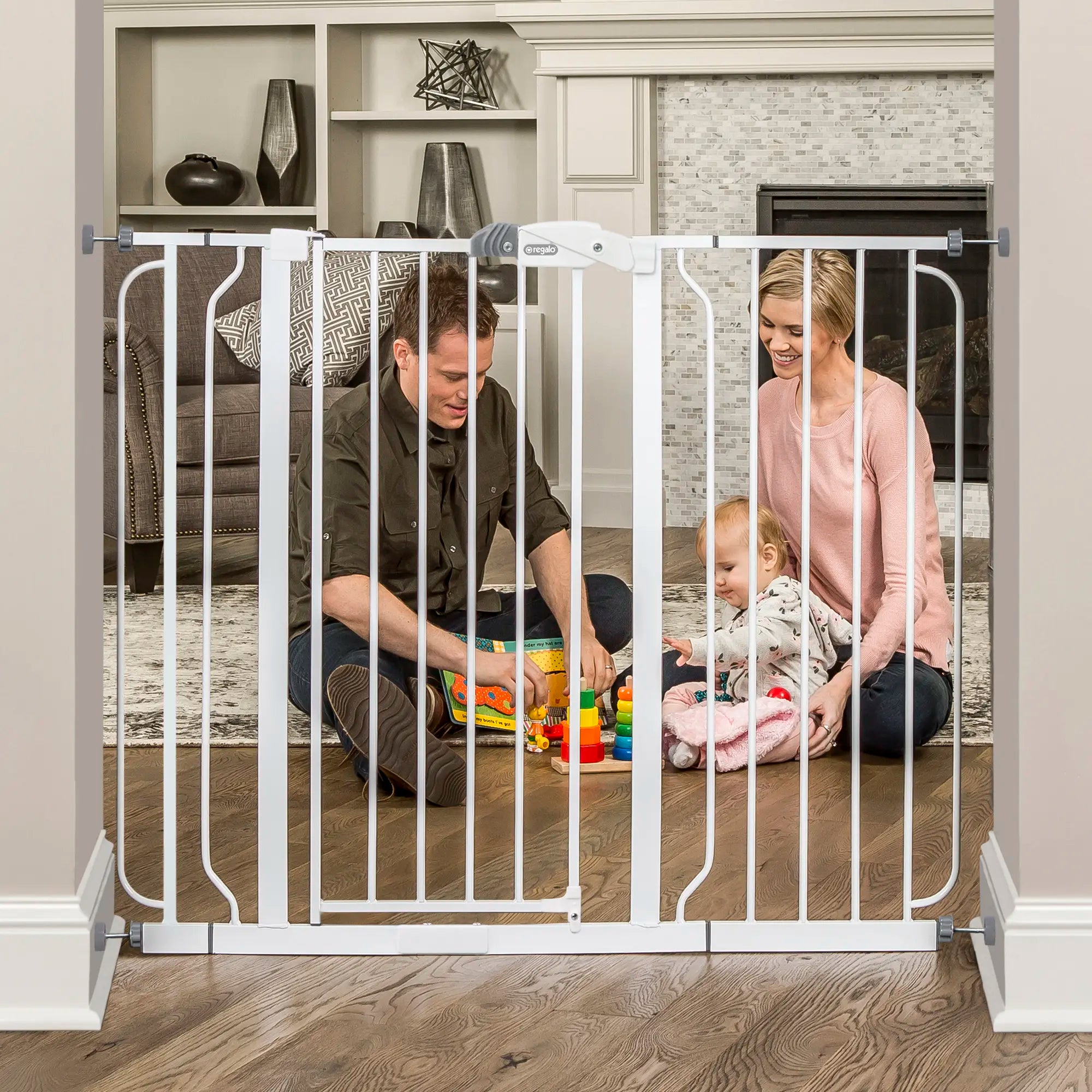 03438 Regalo Widespan Extra Tall Safety Gate Model detail photo 4