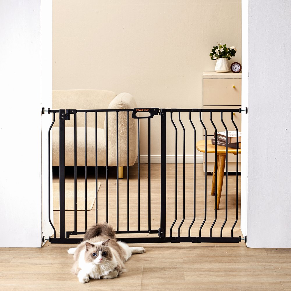 MLBER Child Safety Door Barrier Model DR003-61230-B Black Metal Gate, stock photo — view 1