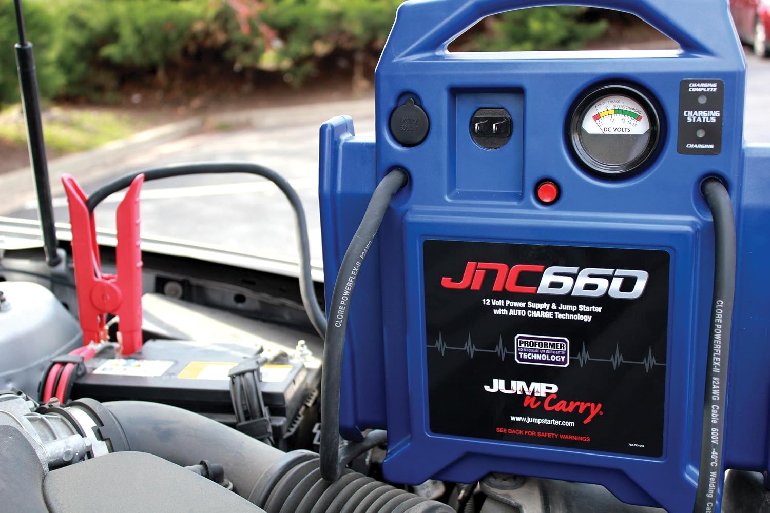 02868 Jump-N-Carry JNC660 12V 1700 Peak Amp Jump S detail photo 2