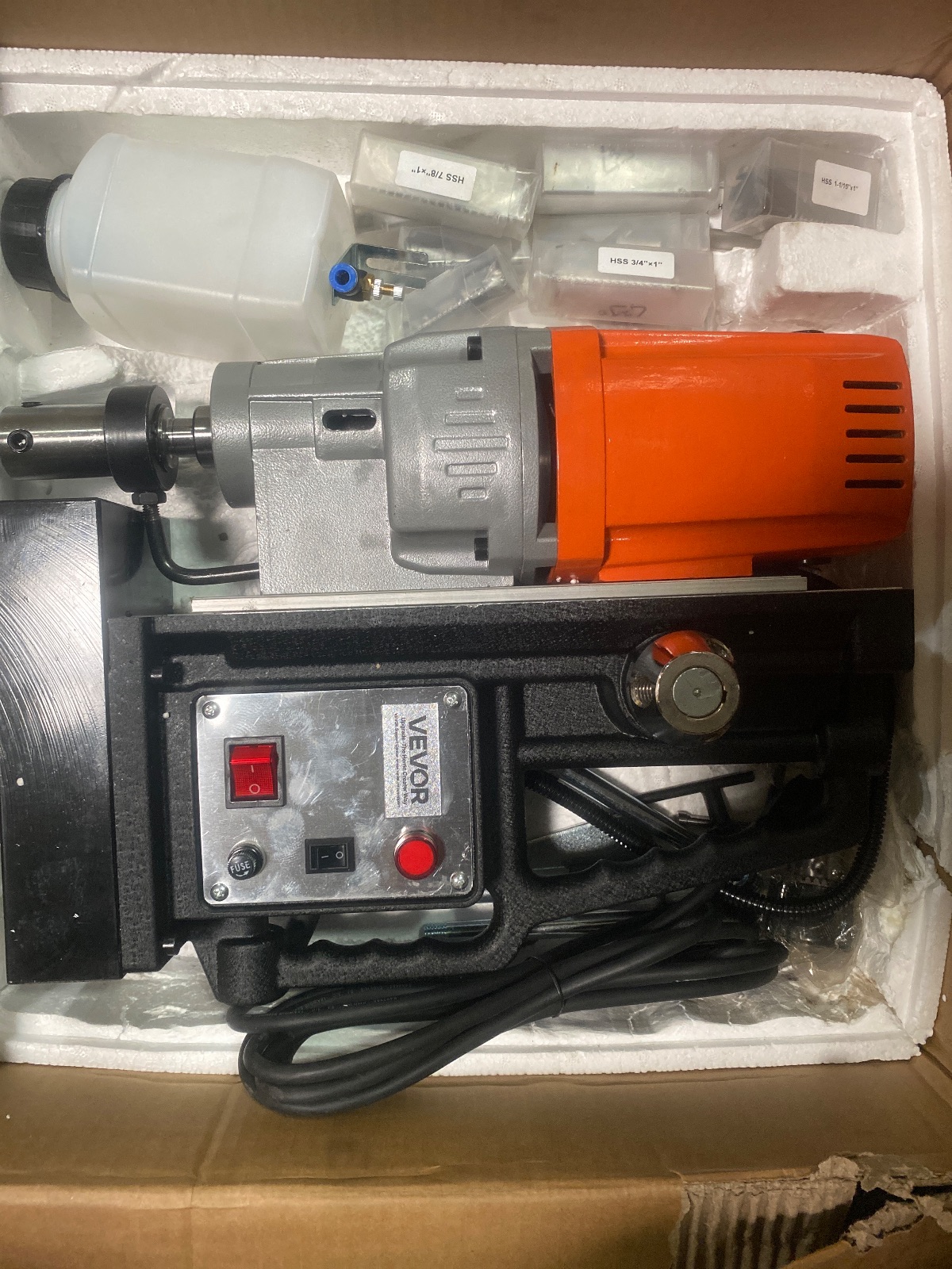 VEVOR Magnetic Drill Press 1100W 2-Inch Boring Diameter Model 50H detail photo 2