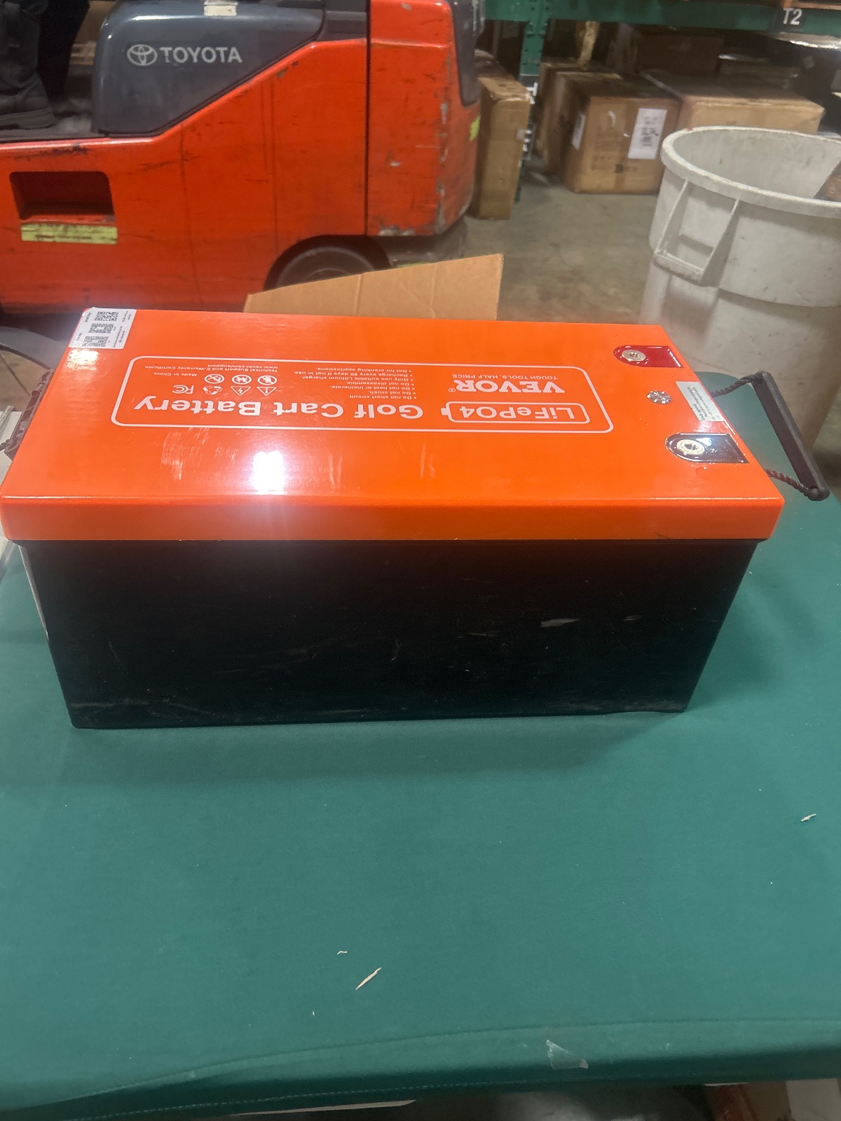 VEVOR 38.4V 105Ah LiFePO4 Golf Cart Battery with Charger, Model HD-38.4-100-SK-C detail photo 9
