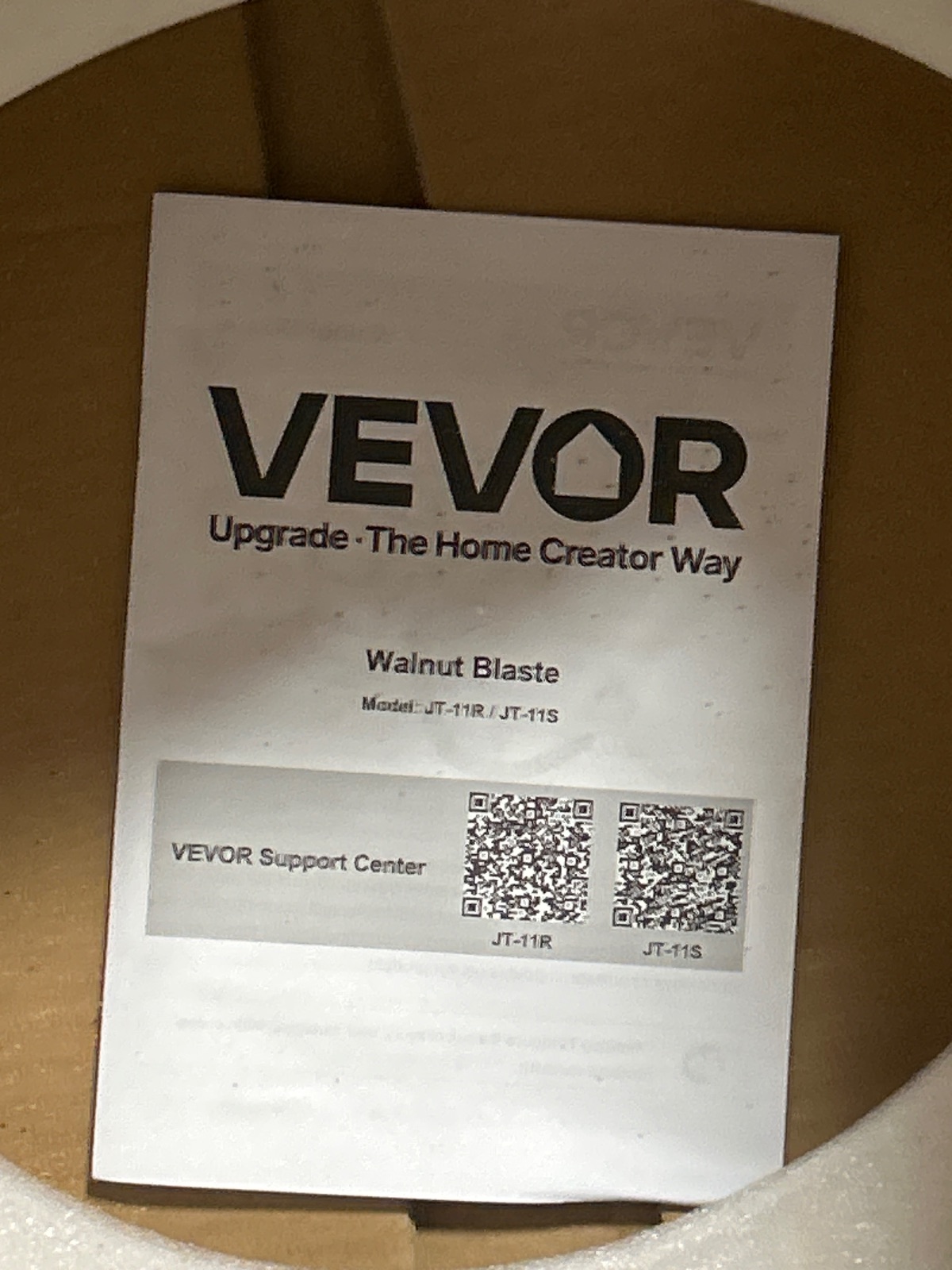 VEVOR Walnut Blaster Kit 1200W Carbon Cleaning Sandblaster 13L 010800585107 detail photo 3