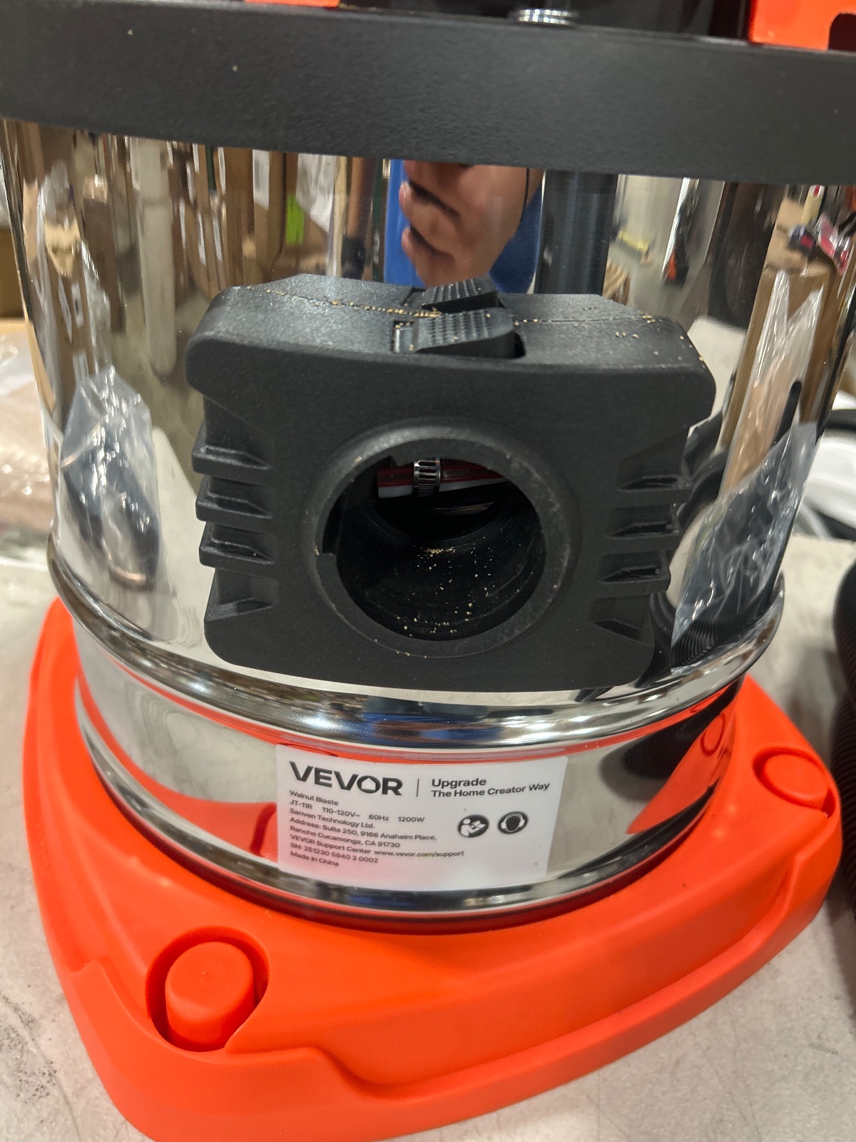 VEVOR Walnut Blaster Kit 1200W Carbon Cleaning Sandblaster 13L 010800585107 detail photo 7