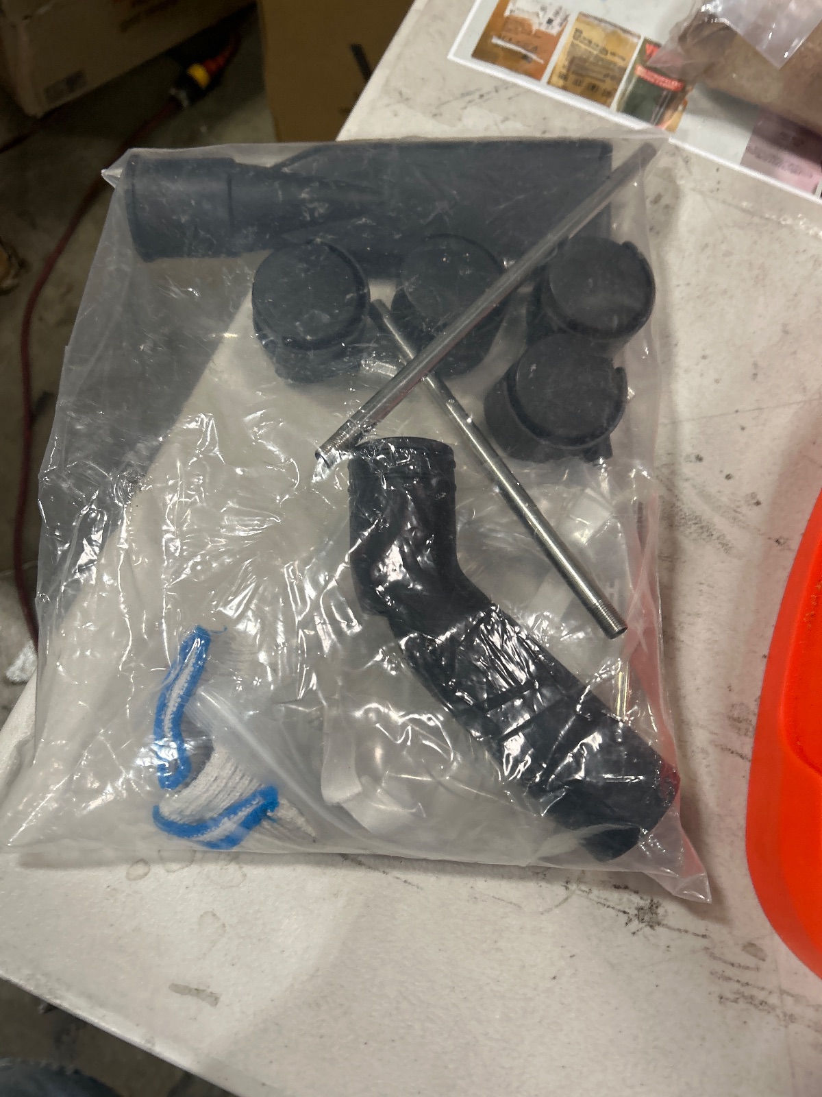 VEVOR Walnut Blaster Kit 1200W Carbon Cleaning Sandblaster 13L 010800585107 detail photo 13