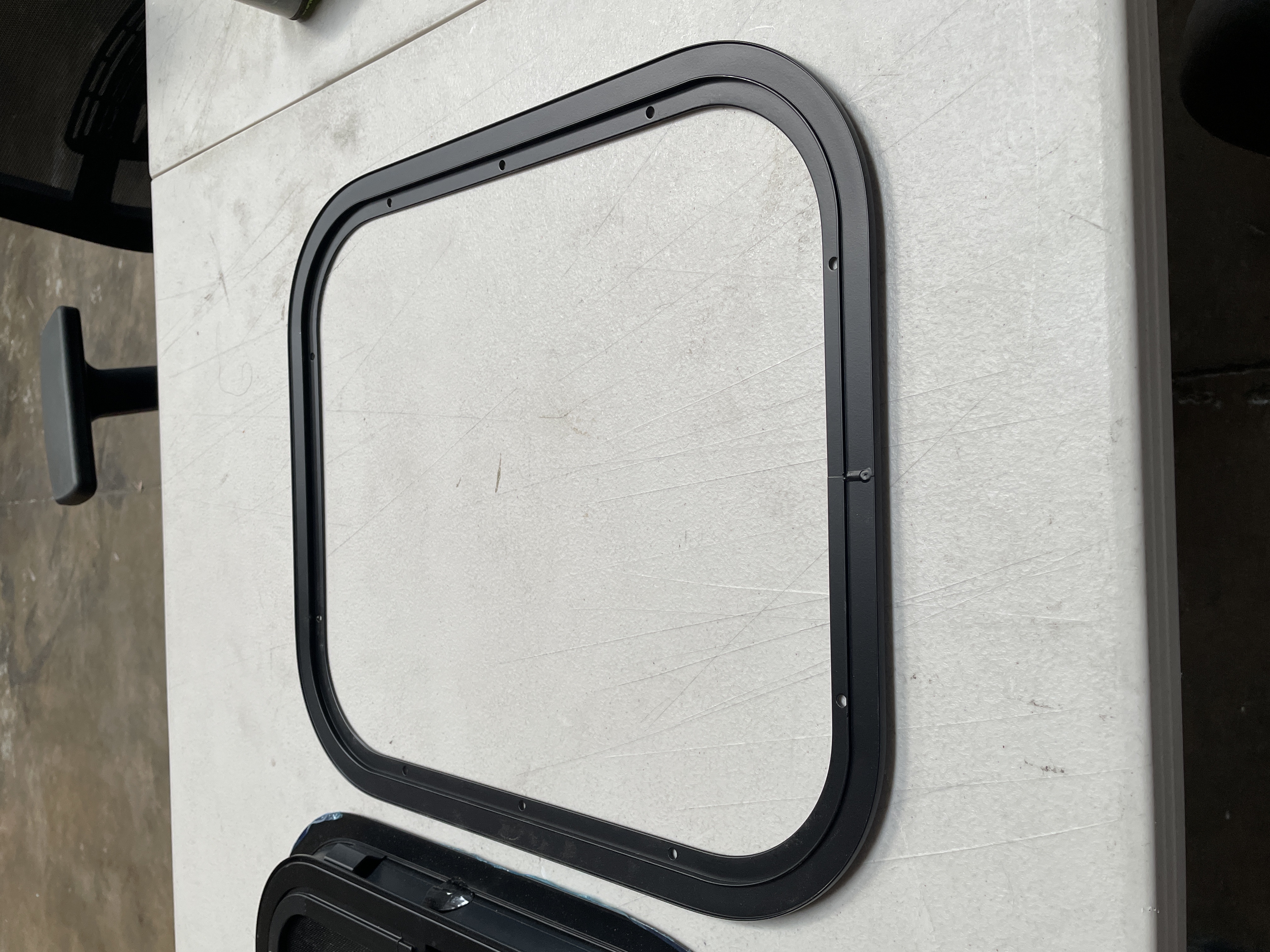 VEVOR RV Window 14x16 Inch Vertical Sliding Camper Window with Trim Ring auction lot in Arlington TX
