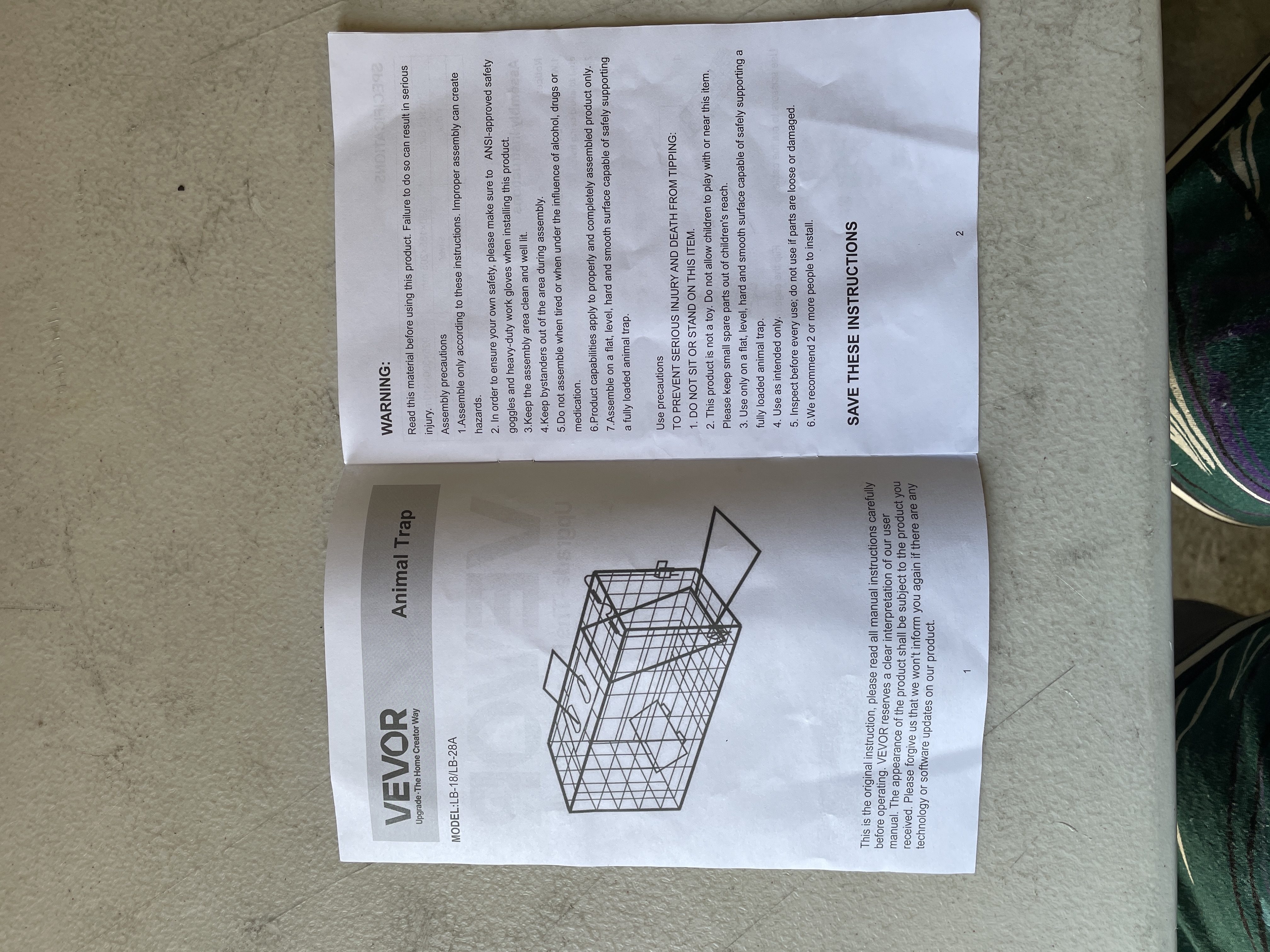 VEVOR Humane Live Animal Trap 24x8x8 Inch Galvanized Folding Wire Design detail photo 2