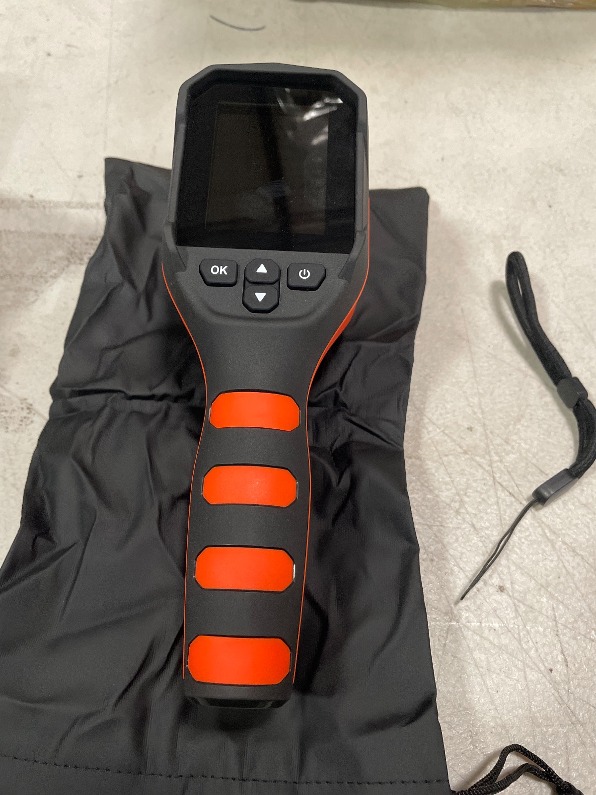 VEVOR Handheld Thermal Imager Model YXI256 Diagnostic Tool detail photo 5