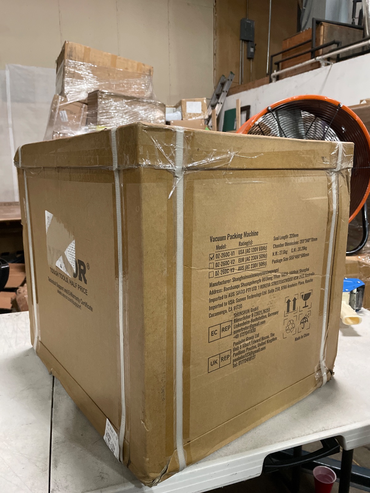 VEVOR DZ-260C-V1 Commercial Chamber Vacuum Sealer Packaging Wear detail photo 3