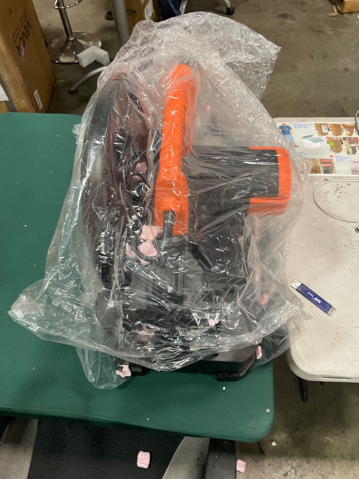 VEVOR Chop Saw 14 Inch Cut Off Saw 15 Amp Power Tool detail photo 2
