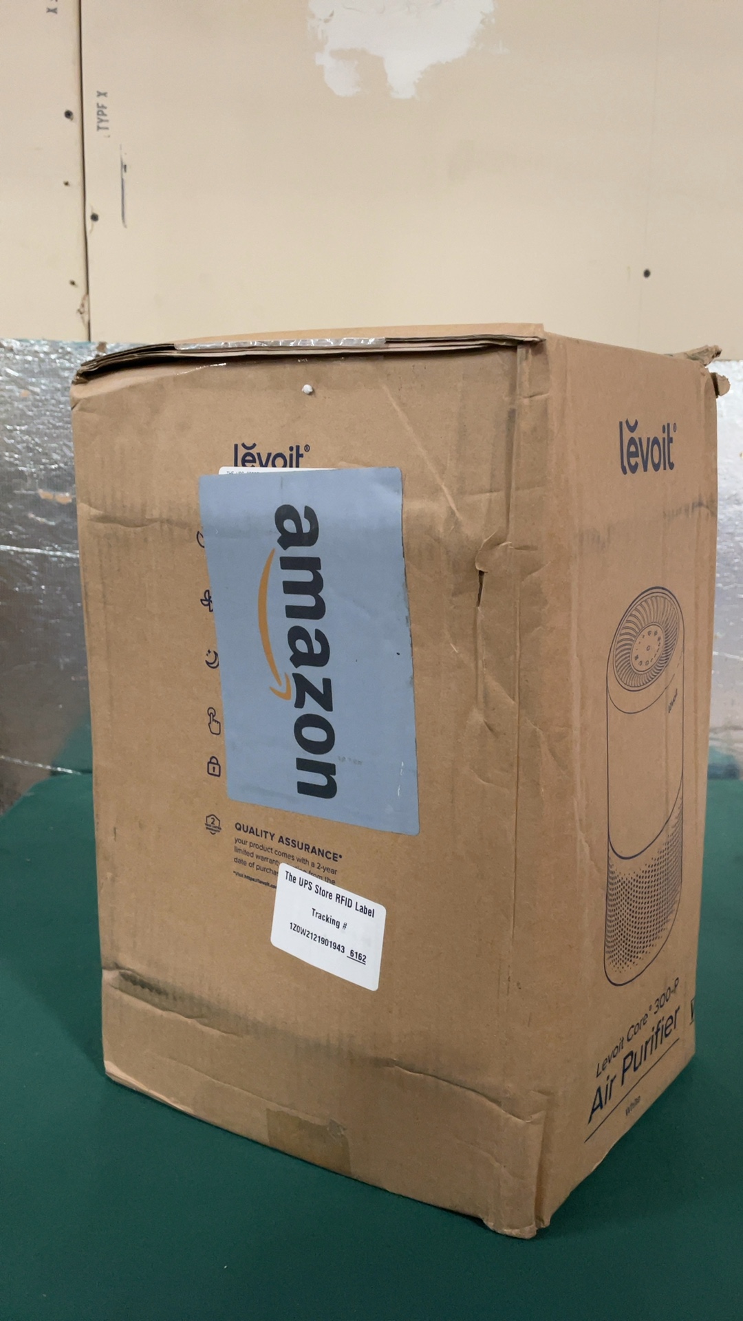 Levoit Core 300-P Air Purifier White Appliance detail photo 3