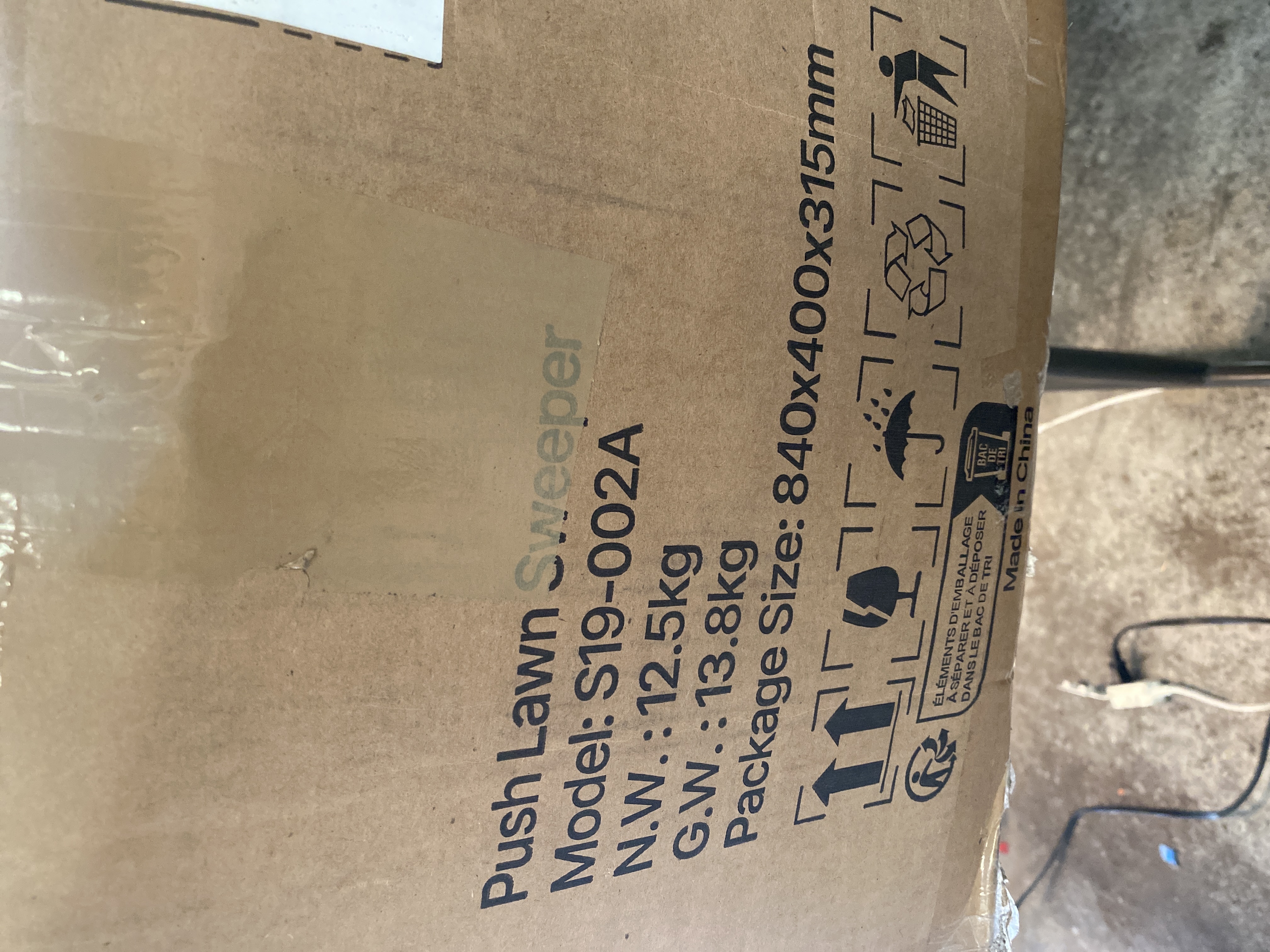 VEVOR 52-Inch Tow Behind Lawn Sweeper 26 Cubic Feet Leaf Grass Collector, Arlington TX liquidation listing — view 1