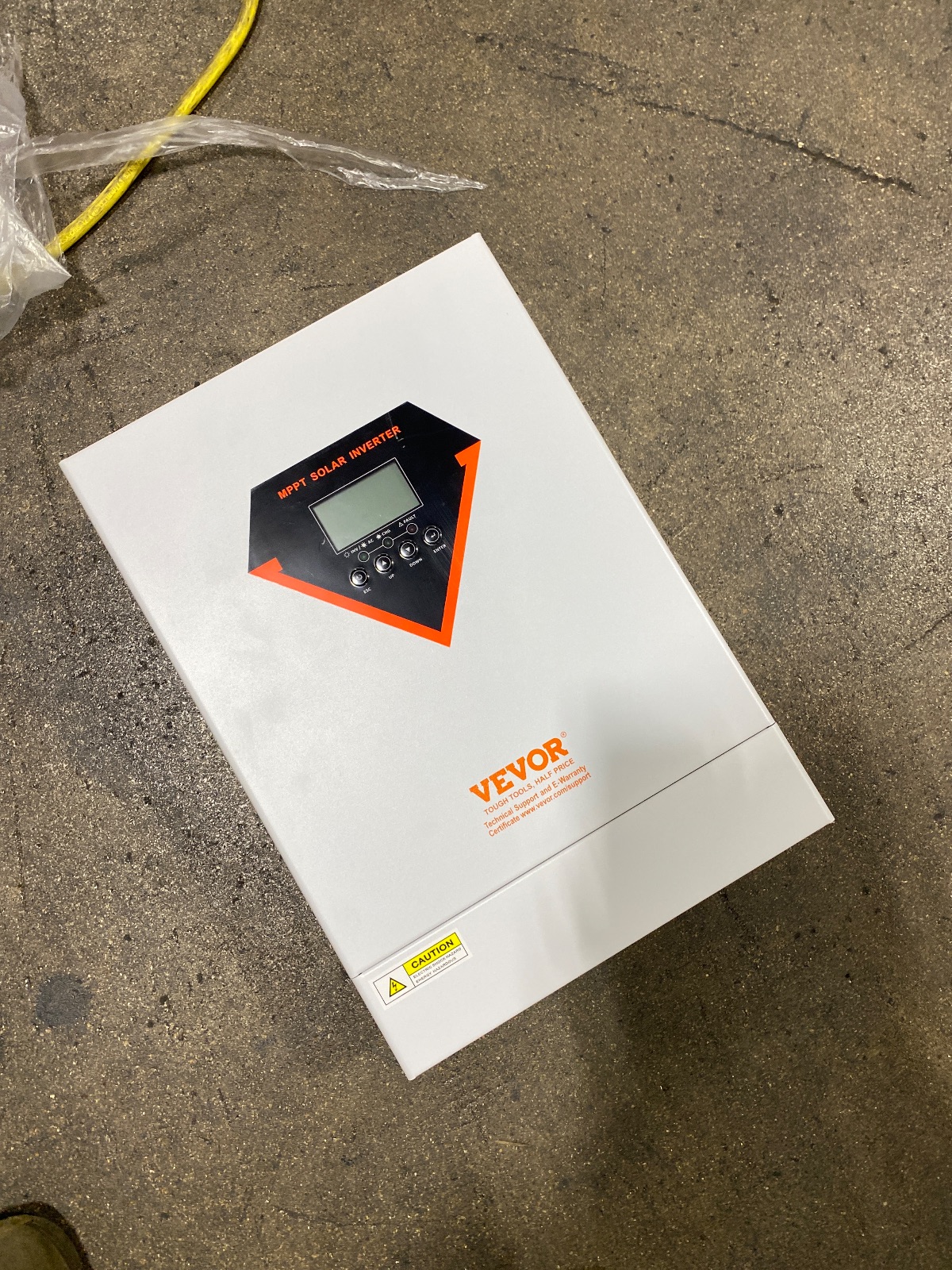 VEVOR 6000W Hybrid Solar Inverter 48V to 220V AC EM6200-48L detail photo 7
