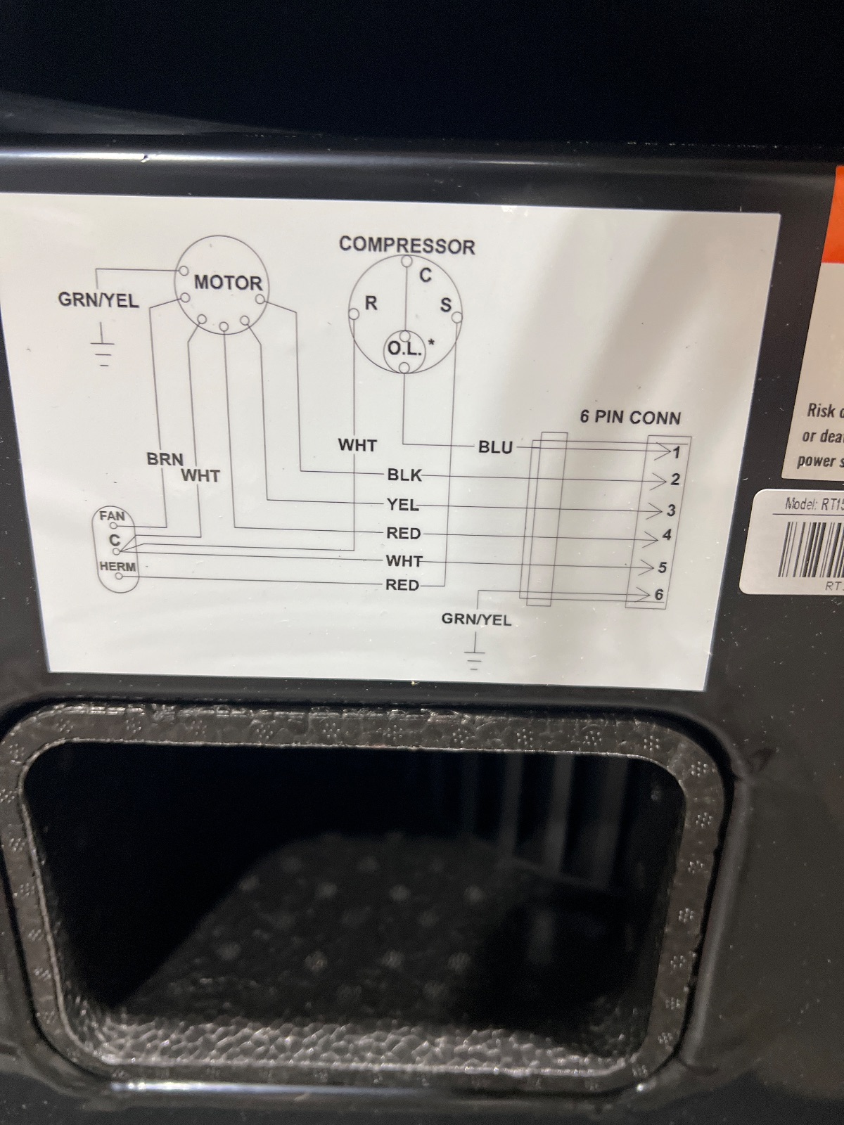VEVOR RV Air Conditioner 15000 BTU Rooftop AC Unit 115V White detail photo 5