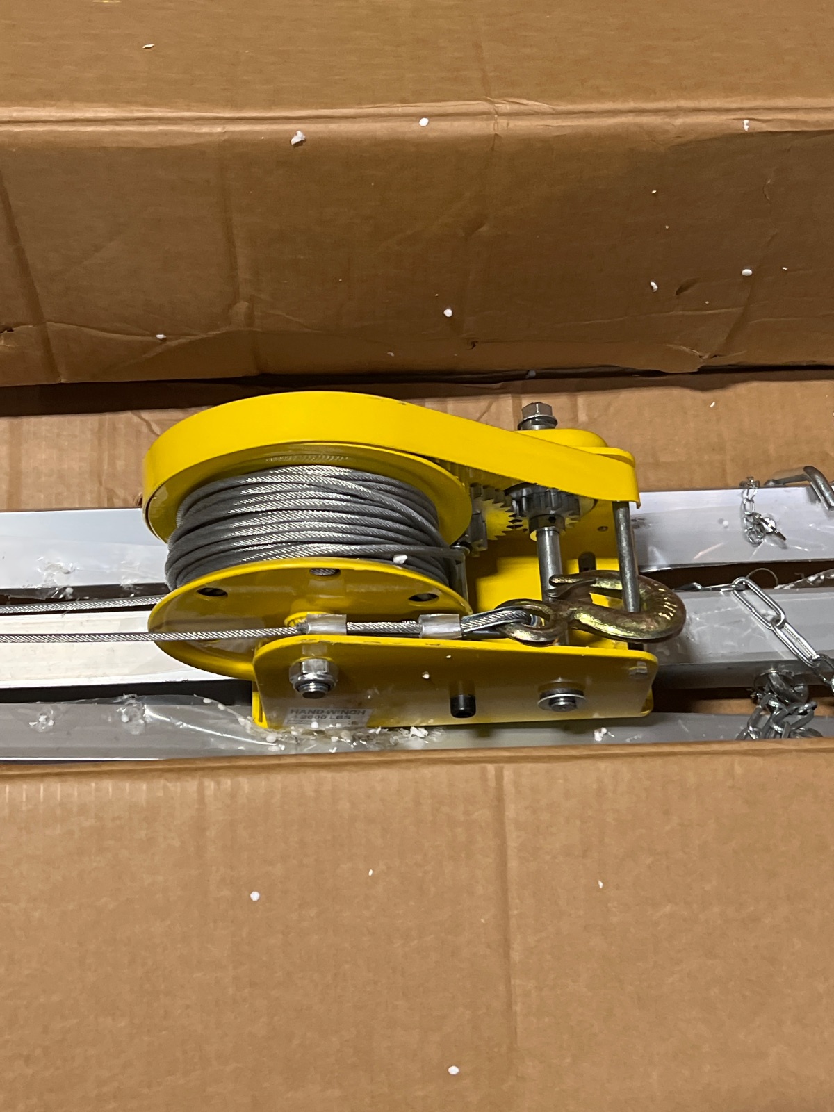 VEVOR Confined Space Rescue Tripod Davit Arm System Open Box As-Is detail photo 4