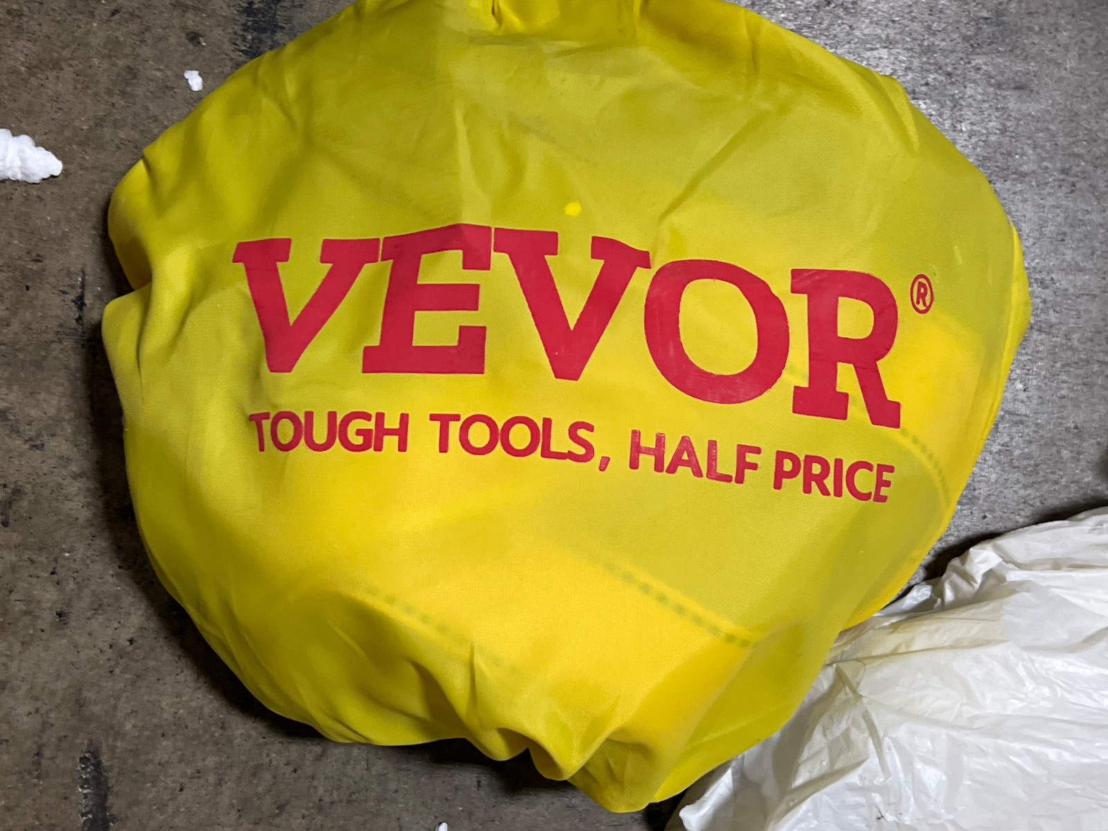 VEVOR Confined Space Rescue Tripod Davit Arm System Open Box As-Is detail photo 8