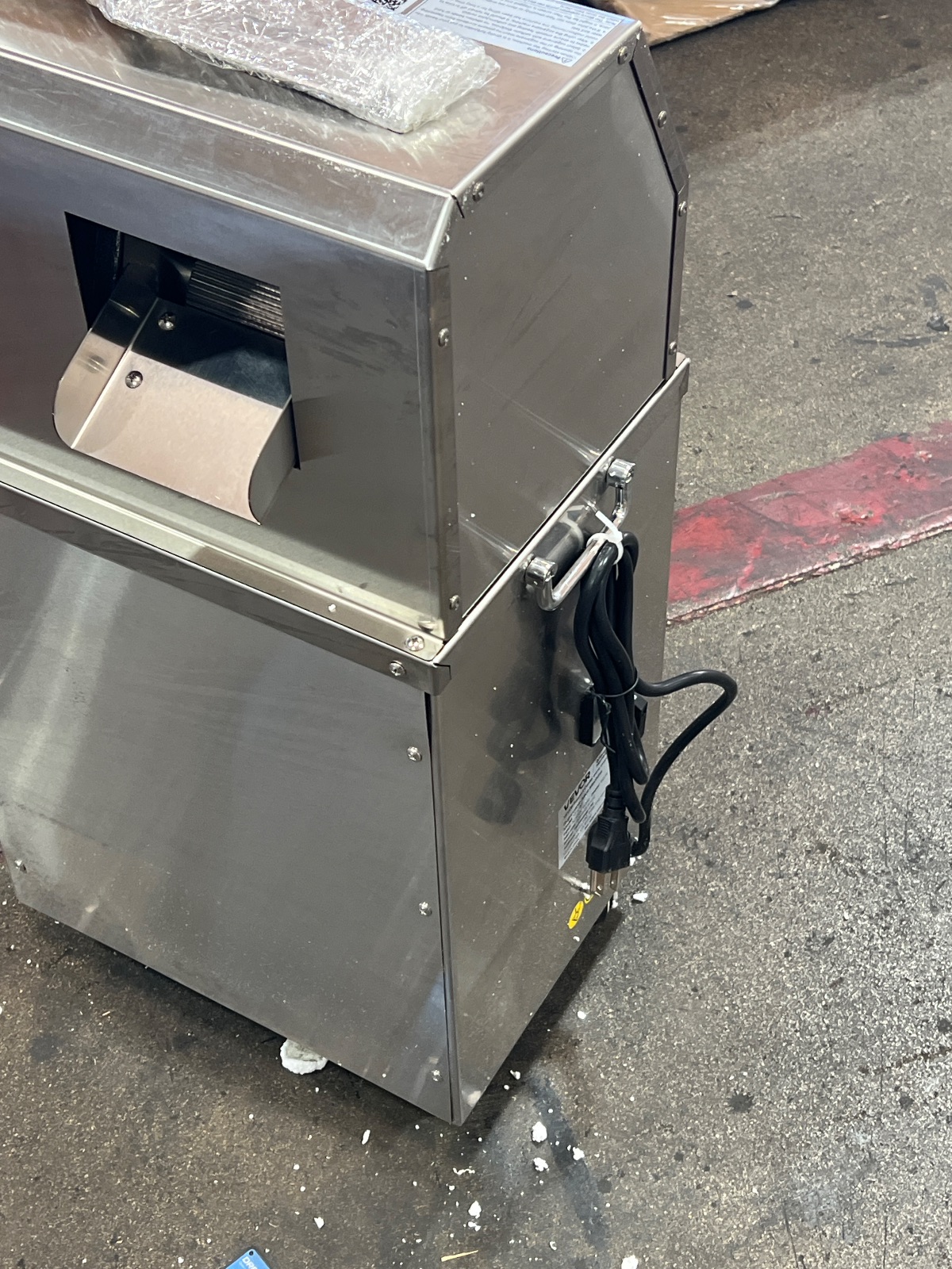 VEVOR Sugarcane Juicer Machine Model YF-L90 800W Electric Commercial Juice Extractor detail photo 14