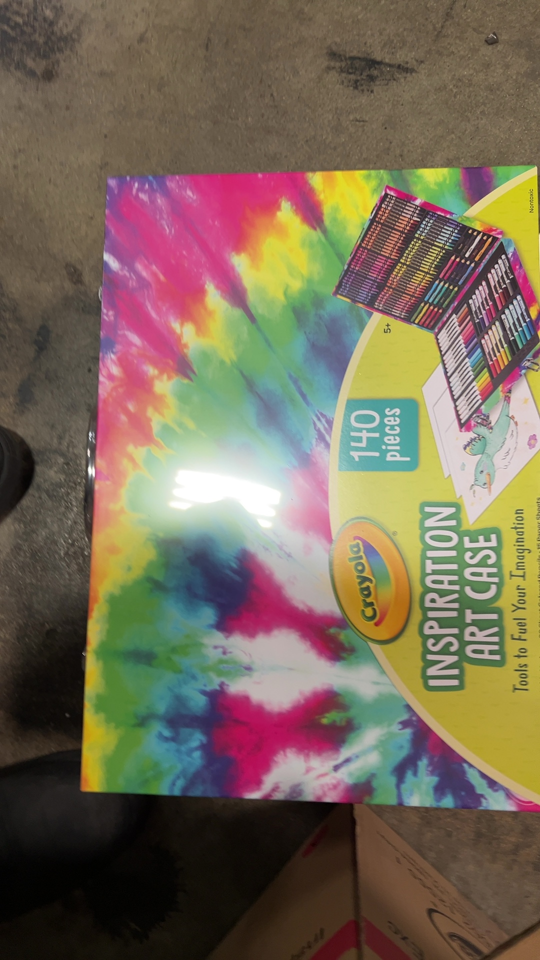 Crayola Inspiration Art Case Pink Exc 140 Pieces Art Supply Set detail photo 4