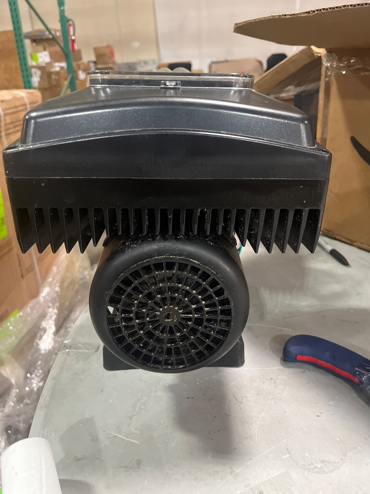 VEVOR 1.5 HP Variable Speed Pool Pump 115GPM Model HPP1100 detail photo 3