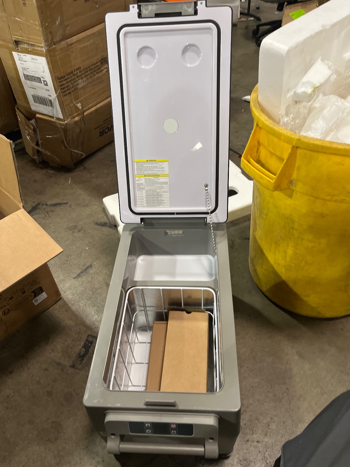 VEVOR 12V Portable Car Refrigerator 37 Quart 35L Compact RV Freezer CF35 detail photo 2